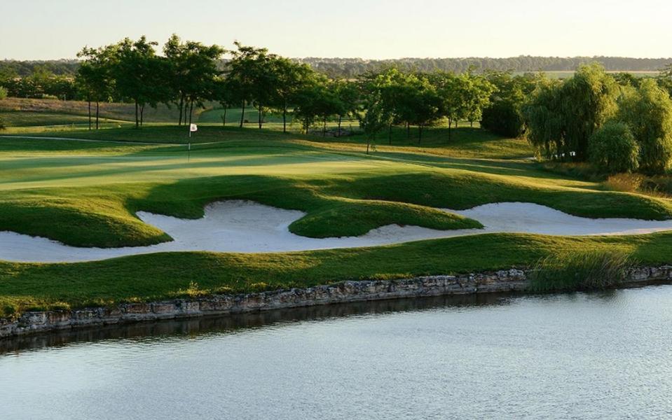 Lighthouse Golf Resort & Spa Apartments 巴尔奇克 外观 照片